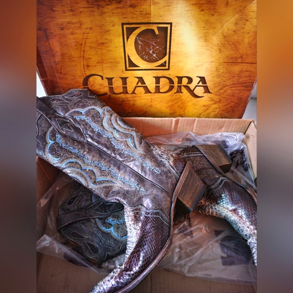 Cuadra boots